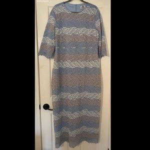 Lace dainty Jewell’s dress